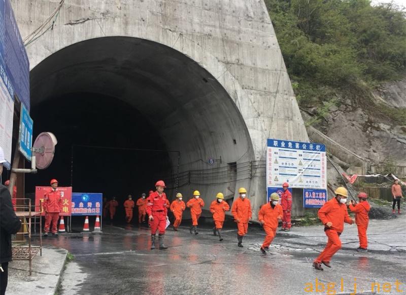 蓝家岩隧道最新情况-蓝家岩隧道进展速报